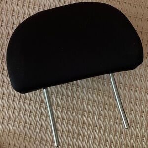 2009-2013 Subaru Forester headrest